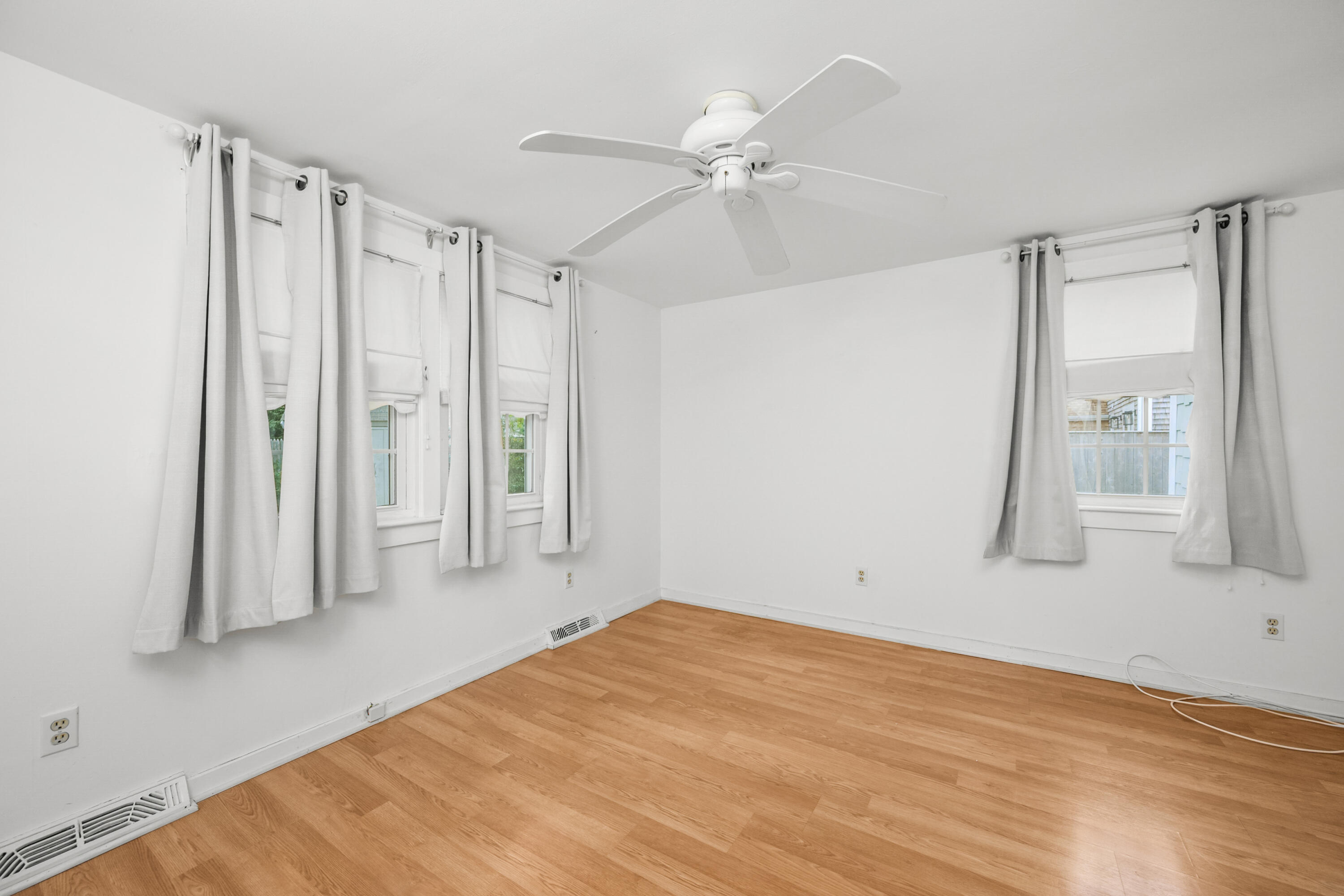 244 Craigville Beach Road Hyannis, MA 02601 - Photo 19 of 38 26_dsc_0100