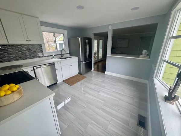 $769,000 | 713 Webster Street, Marshfield, MA 02050