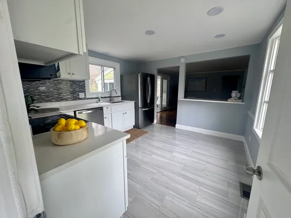 $769,000 | 713 Webster Street, Marshfield, MA 02050