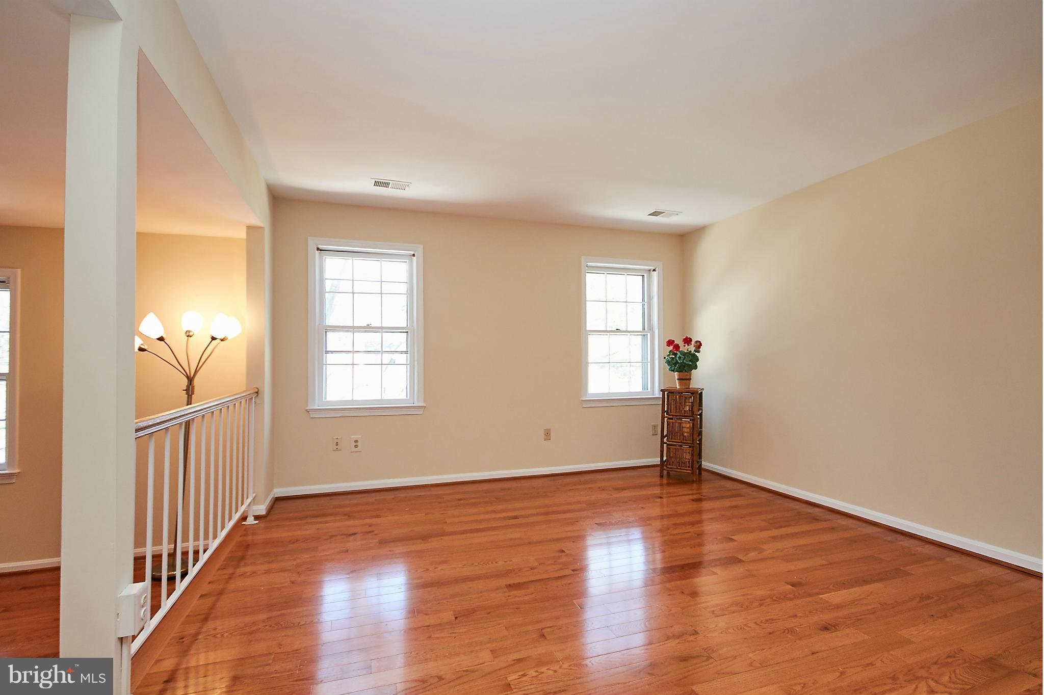 4307 Cub Run Road Chantilly, VA 20151 - Photo 19 of 30 Bedroom (Master)