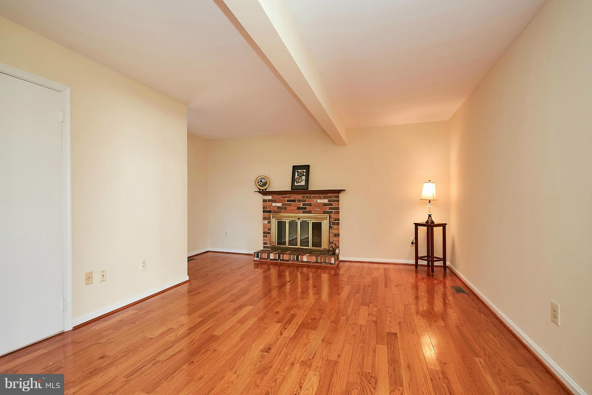 4307 Cub Run Road Chantilly, VA 20151 - Photo 5 of 30 Family Room