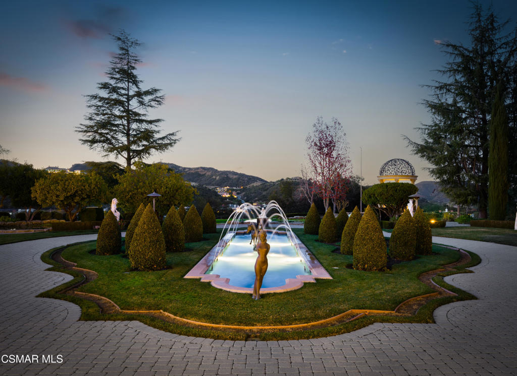 900 West Stafford Road Thousand Oaks, CA 91361 - Photo 15 of 79