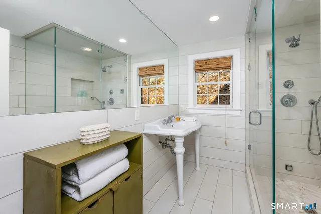 $885,000 | 124 Wolfpit Road, Wilton, CT 06897