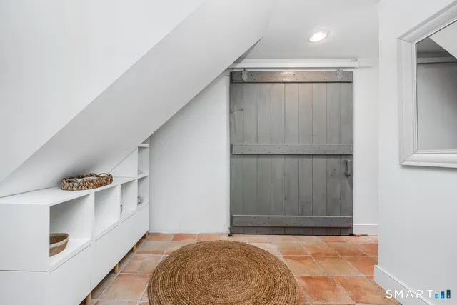 $885,000 | 124 Wolfpit Road, Wilton, CT 06897