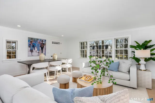 $885,000 | 124 Wolfpit Road, Wilton, CT 06897