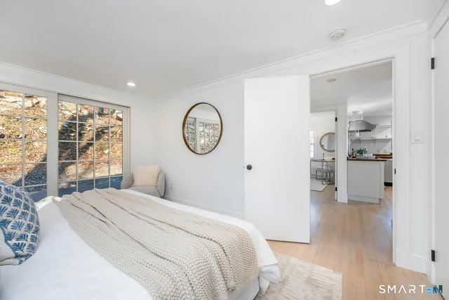 $885,000 | 124 Wolfpit Road, Wilton, CT 06897