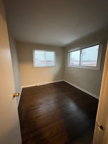 $345,000 | 4864 Carol Street, Unit D, Skokie, IL 60077