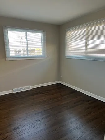 $349,000 | 4864 Carol Street, Unit D, Skokie, IL 60077