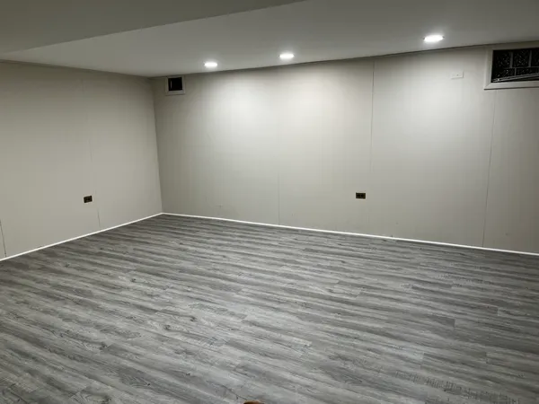 $349,000 | 4864 Carol Street, Unit D, Skokie, IL 60077
