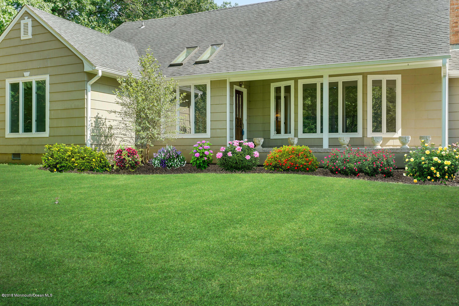 93 River Road Rumson, NJ 07760 - Photo 2 of 25 93 W river 2