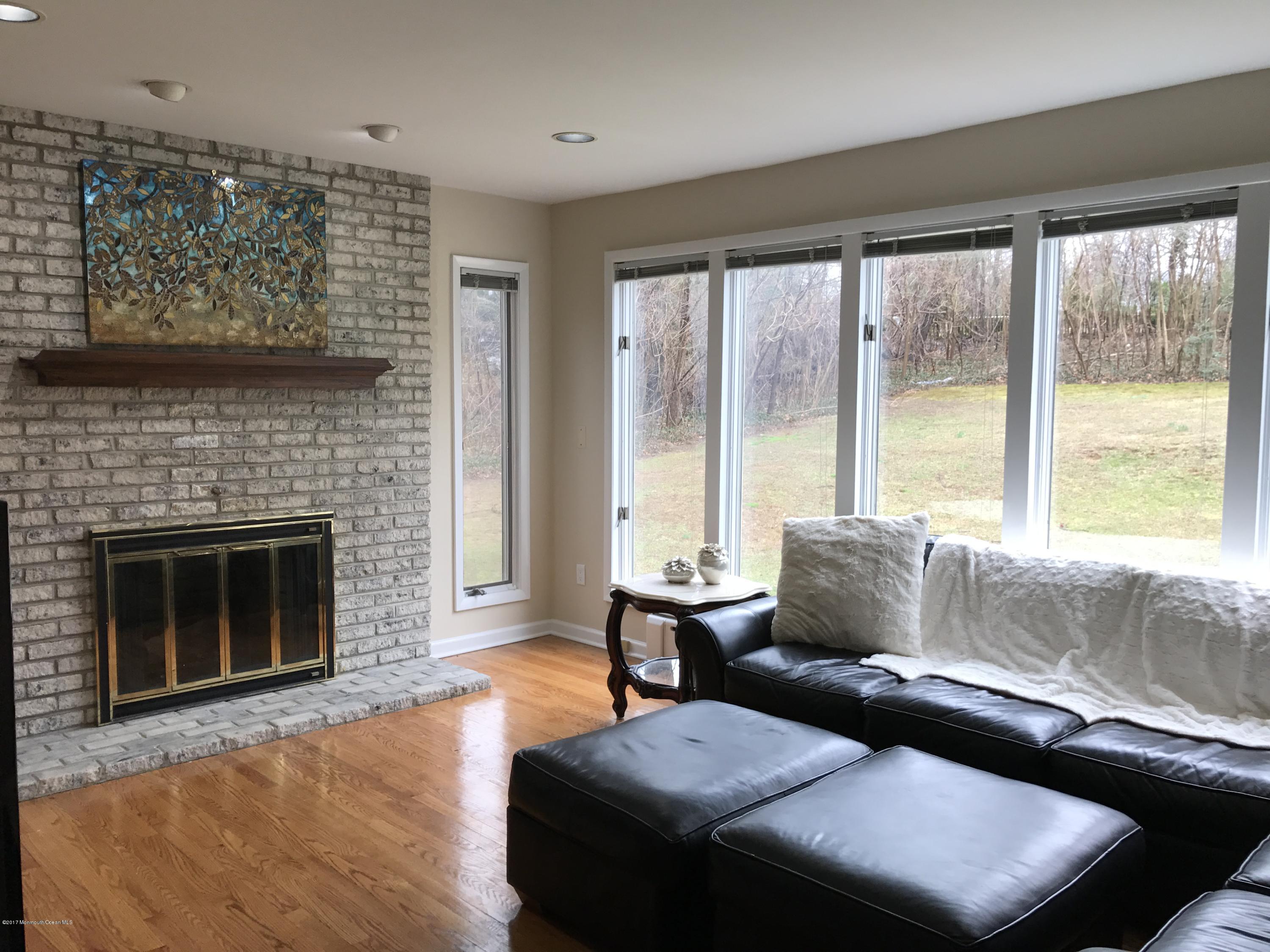 93 River Road Rumson, NJ 07760 - Photo 16 of 25 IMG_1335