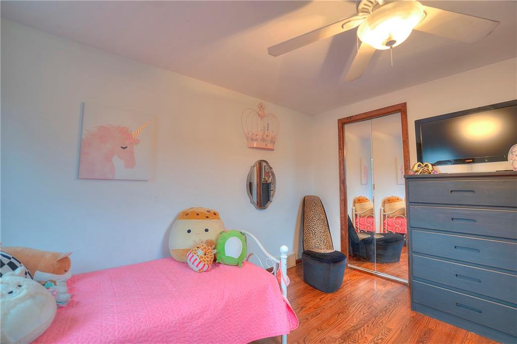 170 Eisaman Road Irwin, PA 15642 - Photo 27 of 41 Gallery Image 27