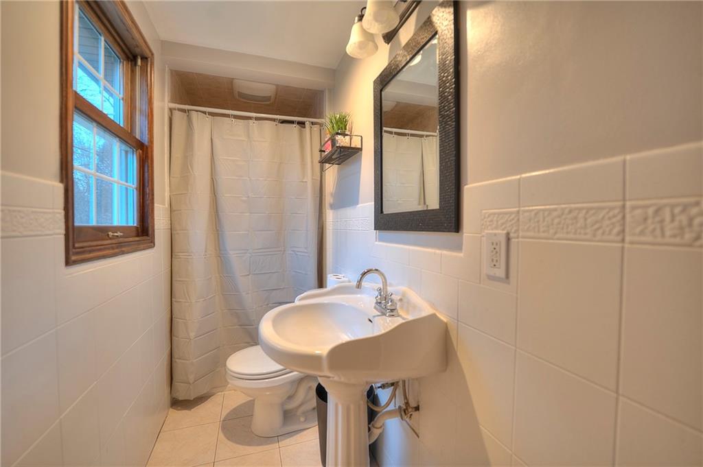 170 Eisaman Road Irwin, PA 15642 - Photo 31 of 41 Primary Bedroom Bath