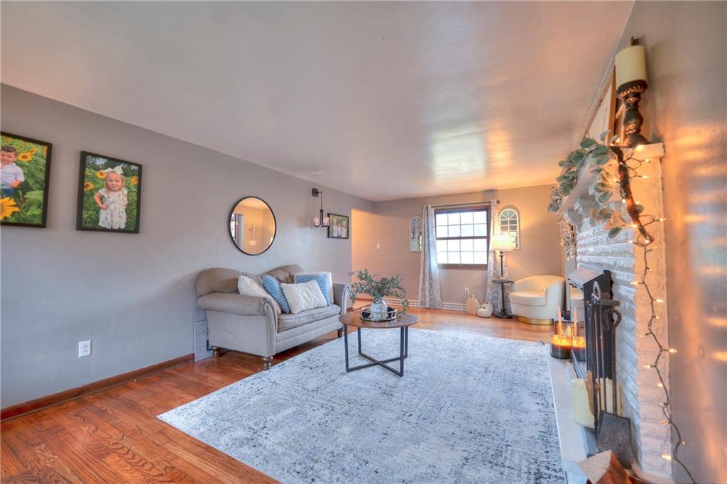 170 Eisaman Road Irwin, PA 15642 - Photo 9 of 41 Formal Living Room