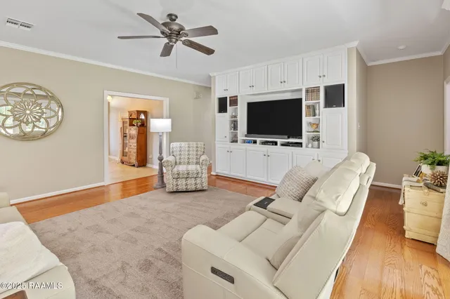 $335,000 | 815 Comfort Lane, Jennings, LA 70546