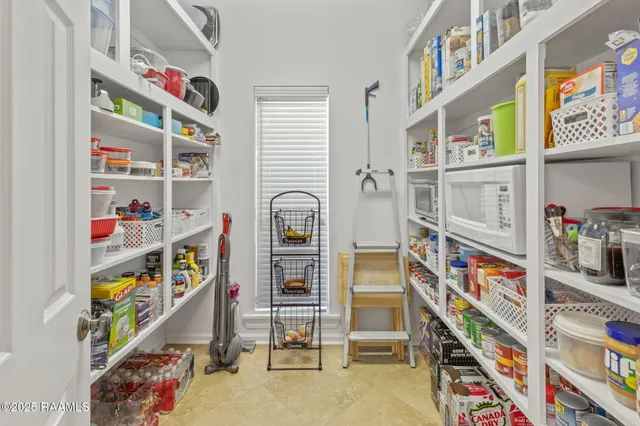 $335,000 | 815 Comfort Lane, Jennings, LA 70546