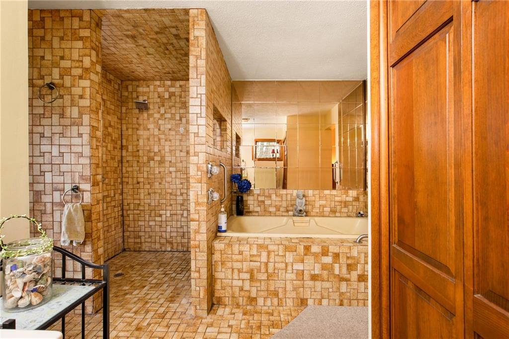 137 Wenachee Lane Indian Lake, PA 15926 - Photo 26 of 50