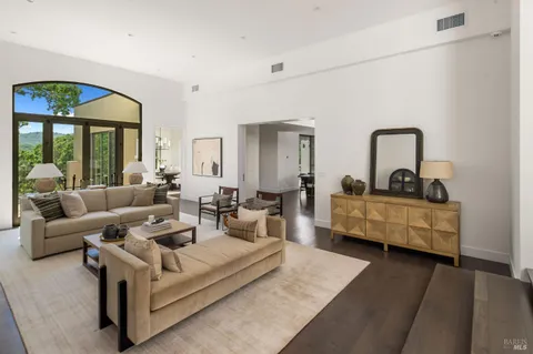 $3,995,000 | 9359 Ladera Road, Glen Ellen, CA 95442