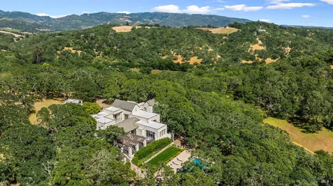 $3,995,000 | 9359 Ladera Road, Glen Ellen, CA 95442