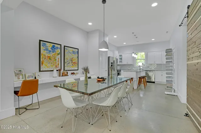$725,000 | 6104 Wayfarer Trail, Wilmington, NC 28409