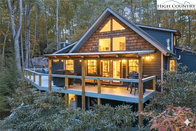 $575,000 | 713 Pine Ridge Road, Beech Mountain, NC 28604
