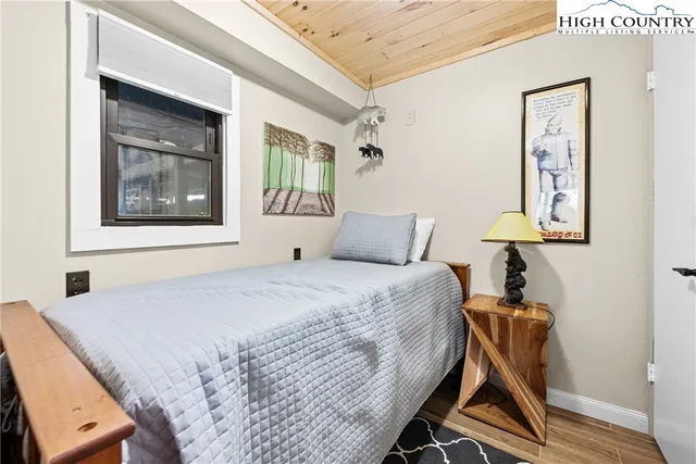 $575,000 | 713 Pine Ridge Road, Beech Mountain, NC 28604