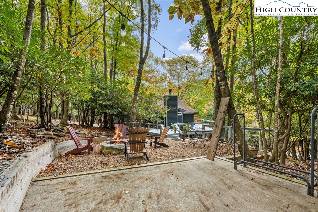713 Pine Ridge Road Beech Mountain, NC 28604 - Photo 30 of 37