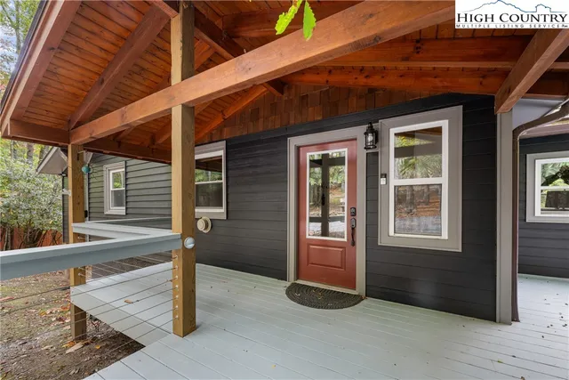 $575,000 | 713 Pine Ridge Road, Beech Mountain, NC 28604