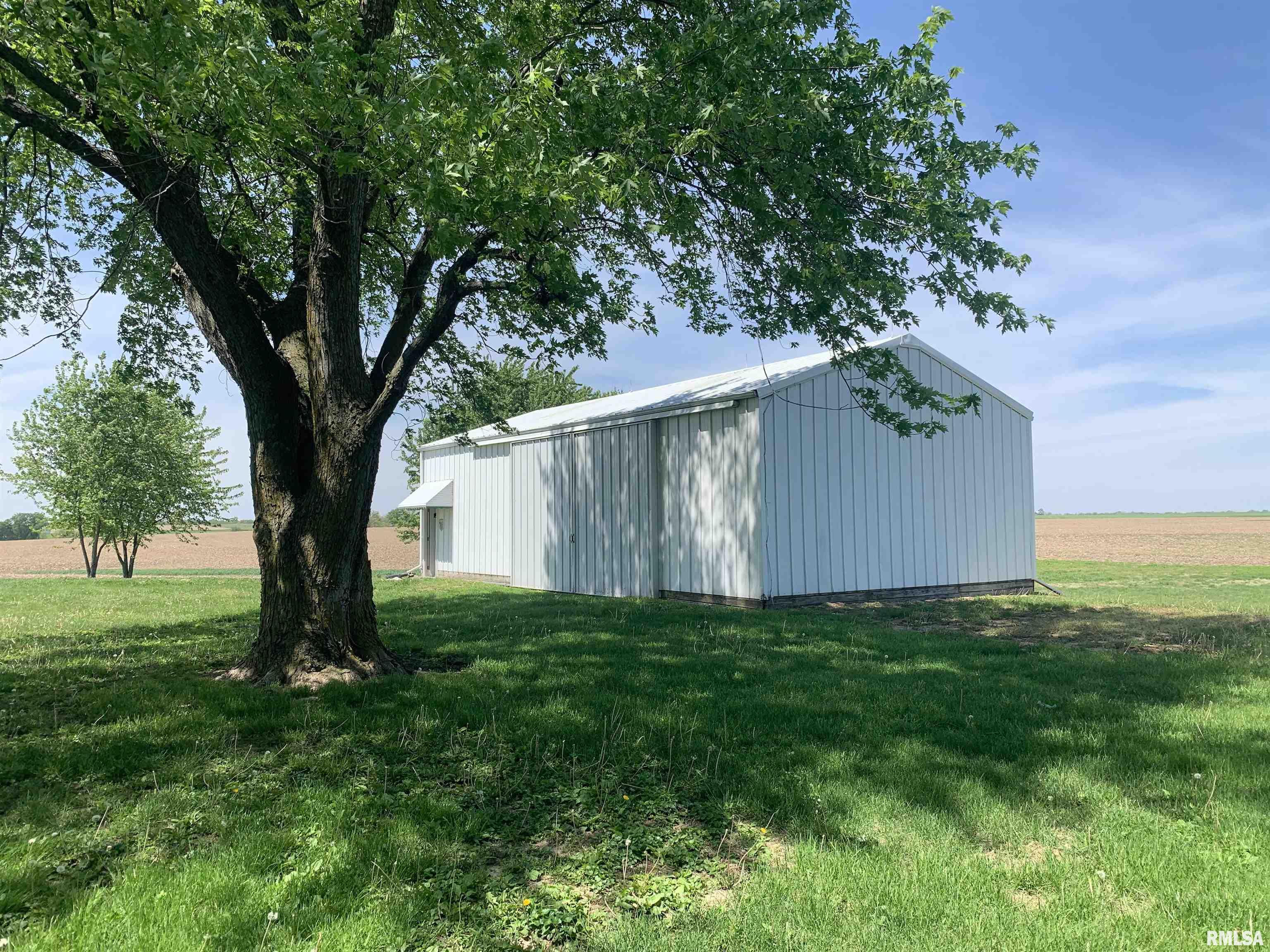 2911 Highway 96 Sutter, IL 62373 - Photo 3 of 24