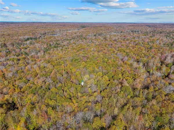 $84,900 | 97 Beaver Creek, Redfield, NY 13437