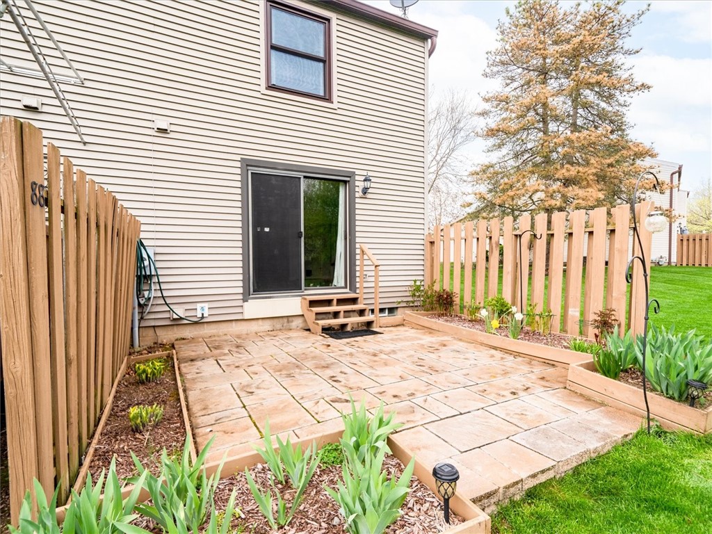 88 Devonshire Circle Penfield, NY 14526 - Photo 18 of 36