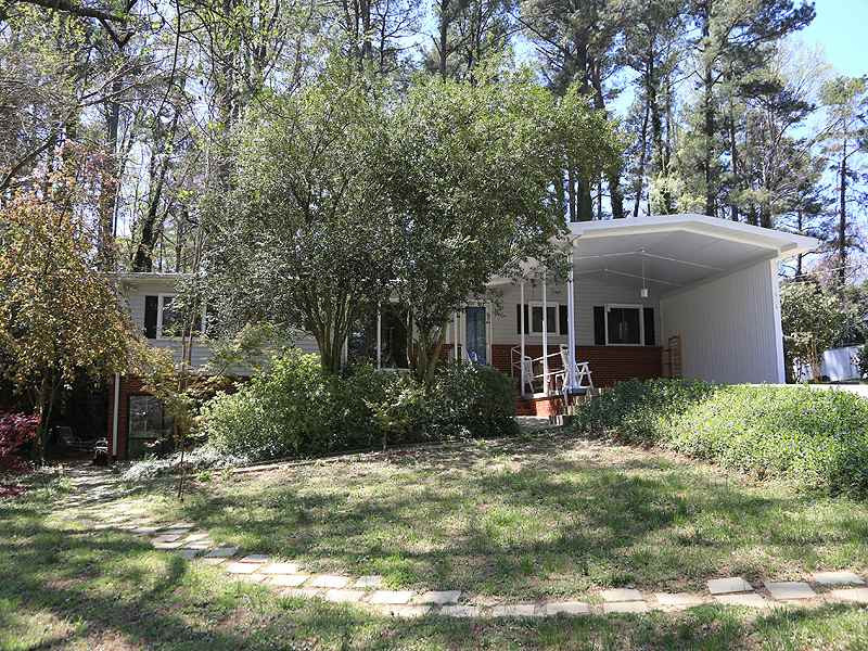 1616 Pineview Drive Raleigh, NC 27606 - Photo 1 of 18 This home offers a .45 acre private lot in a great central ITB Raleigh location. Easy to maintain brick/vinyl siding. New Roof 2017. Interior and Exterior access to daylight basement w/kitchen and separate laundry. Currently rented for $800 mthly. Mid-Century Charmer!
