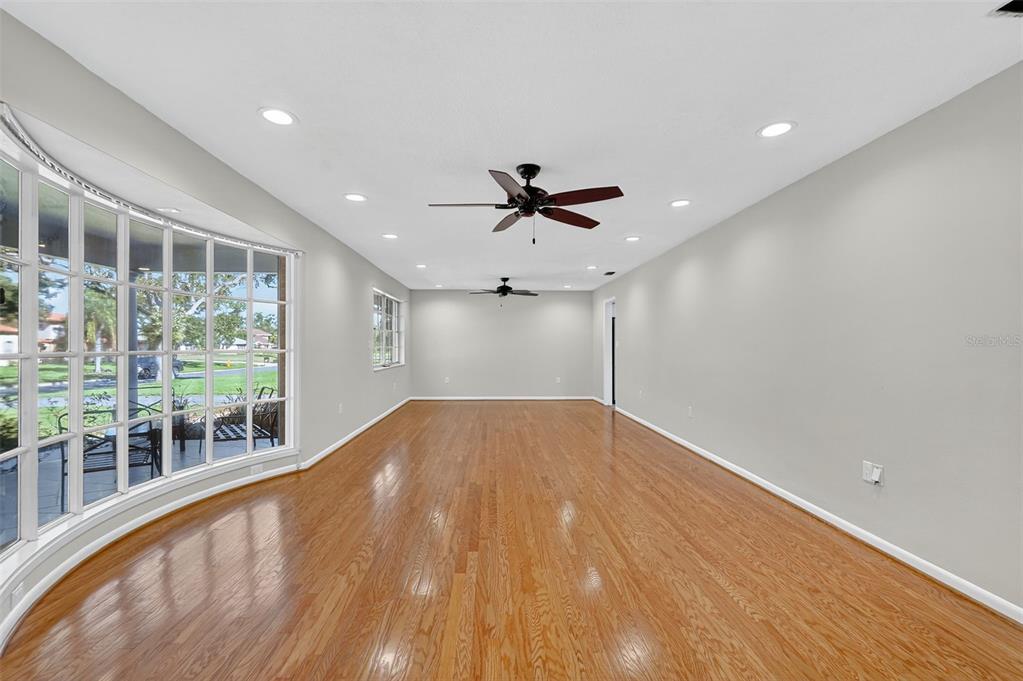 639 Howard Avenue Lakeland, FL 33815 - Photo 18 of 63