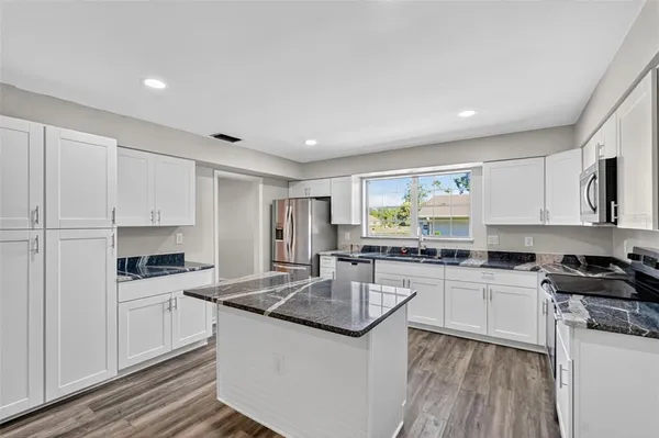 $550,000 | 639 Howard Avenue, Lakeland, FL 33815