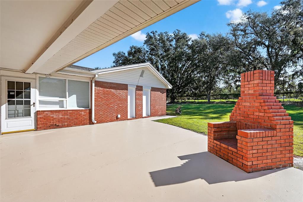 639 Howard Avenue Lakeland, FL 33815 - Photo 47 of 63