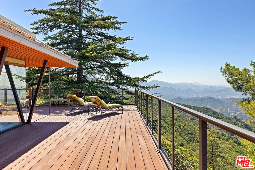 965 Stunt Road Calabasas, CA 91302 - Photo 21 of 67