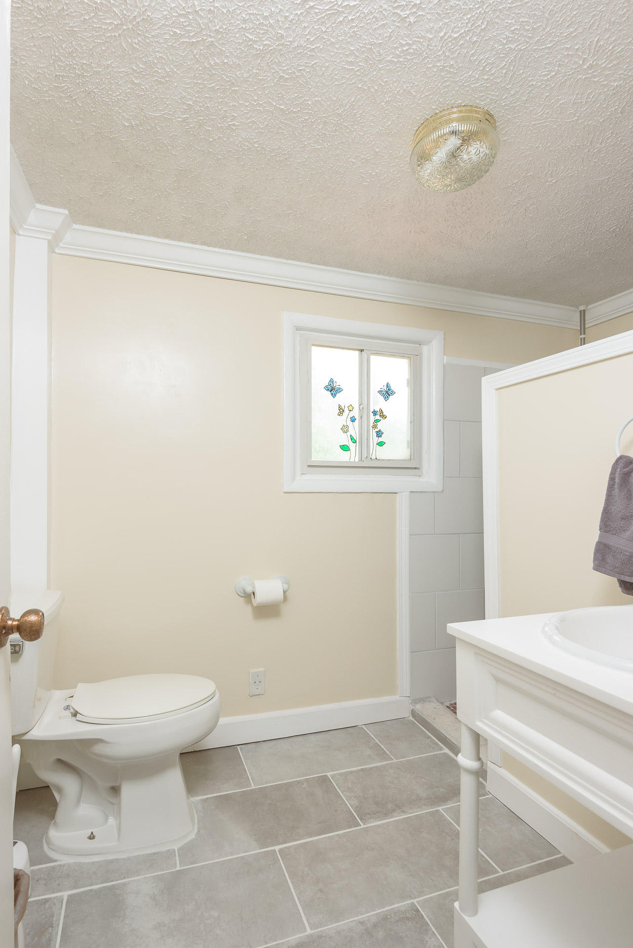 7624 Harper Road Hixson, TN 37343 - Photo 19 of 31 Guest Bath