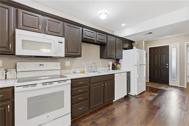 $219,500 | 4421 Northeast 83rd Street, Kansas City, MO 64119