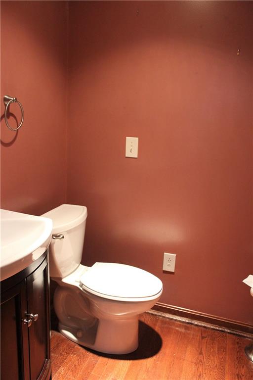6 Oakwood Road Pittsburgh, PA 15205 - Photo 12 of 25 Gallery Image 12