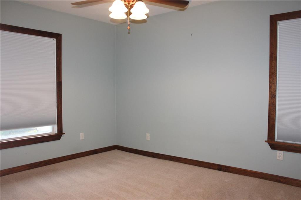 6 Oakwood Road Pittsburgh, PA 15205 - Photo 17 of 25 Gallery Image 17