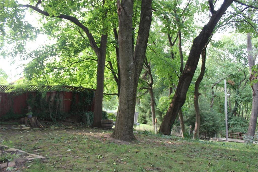 6 Oakwood Road Pittsburgh, PA 15205 - Photo 23 of 25 Gallery Image 23
