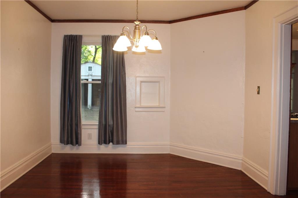 6 Oakwood Road Pittsburgh, PA 15205 - Photo 8 of 25 Gallery Image 8