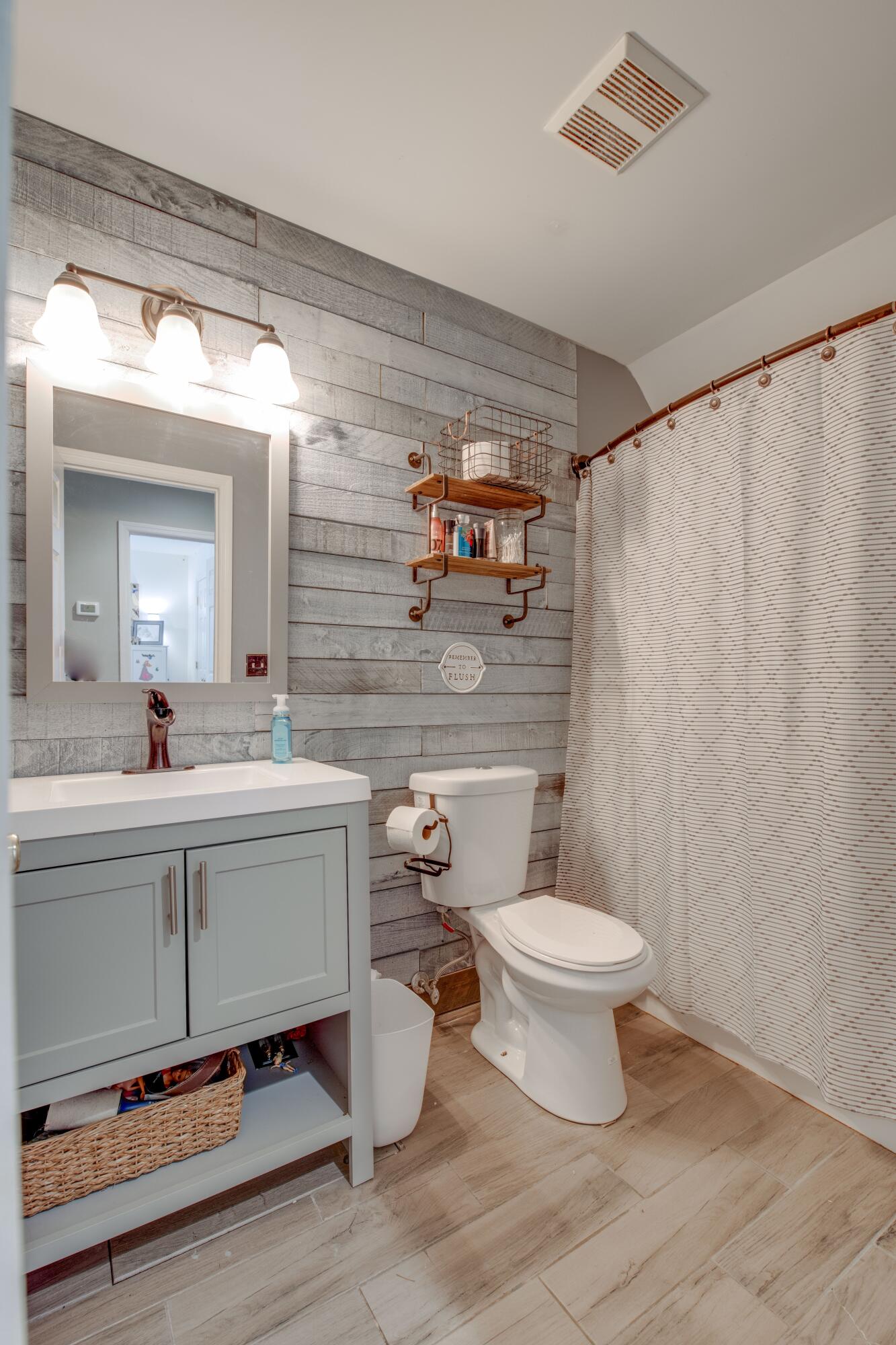 660 Gentry Road Chattanooga, TN 37421 - Photo 28 of 32 D85_3568
