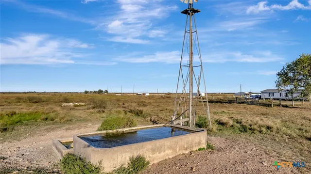 $154,800 | 17 Hiller Road, Inez, TX 77968