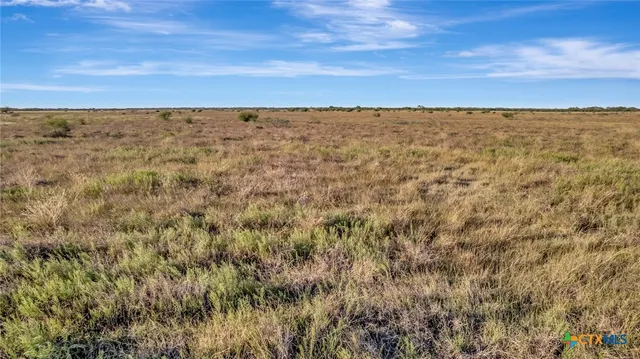 $154,800 | 17 Hiller Road, Inez, TX 77968