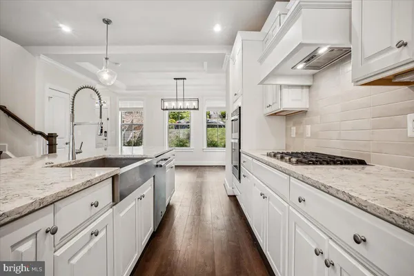 $5,500 | 3016 20th Street South, Arlington, VA 22206