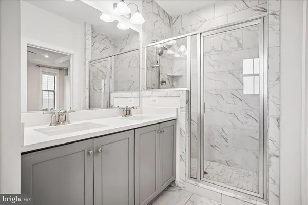 $5,500 | 3016 20th Street South, Arlington, VA 22206