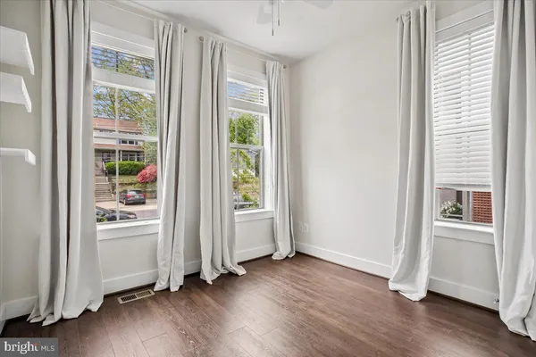 $5,500 | 3016 20th Street South, Arlington, VA 22206