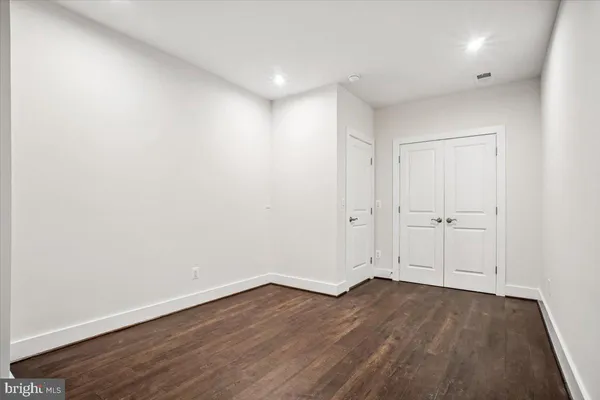 $5,500 | 3016 20th Street South, Arlington, VA 22206