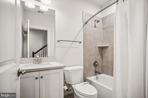 $5,500 | 3016 20th Street South, Arlington, VA 22206